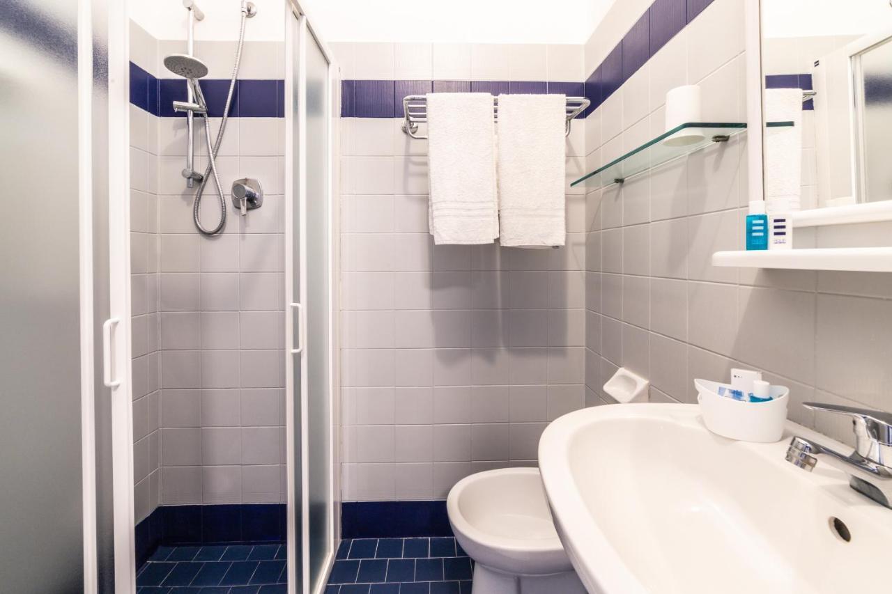 Hotel Tivoli Misano Adriatico Zewnętrze zdjęcie