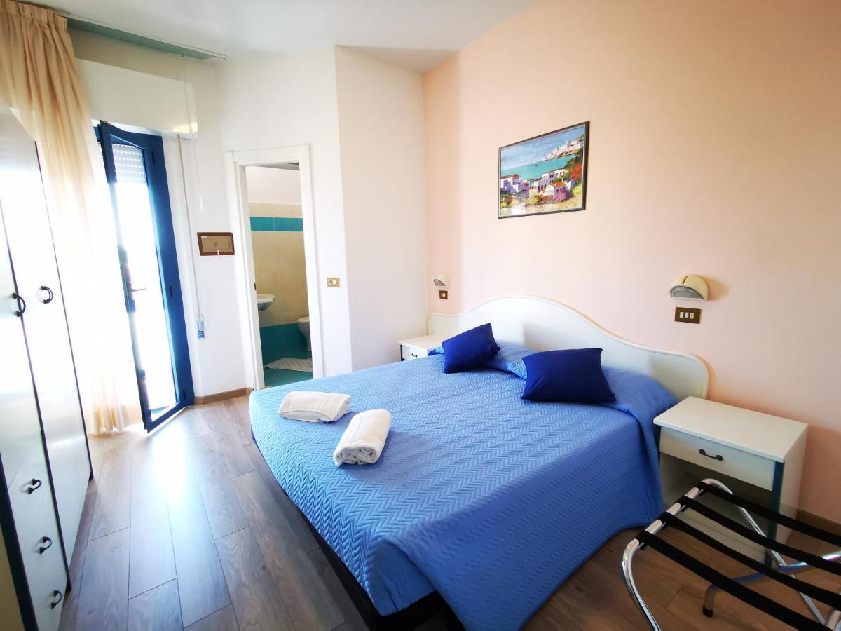 Hotel Tivoli Misano Adriatico Zewnętrze zdjęcie